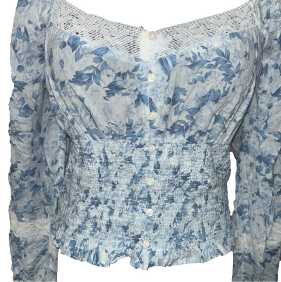Blue and white American Eagle top with lace detailing - Picture 2 of 5